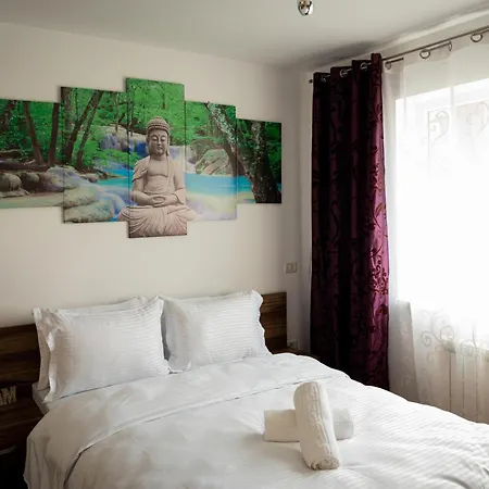 Apartman Ch Coresi *