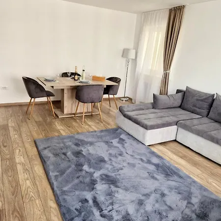 Jad - Comfortable - - Coresi Apartmán *