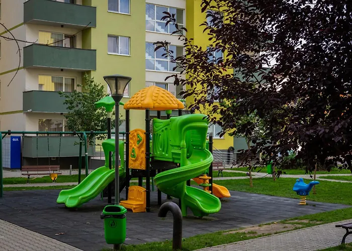 Ch Coresi Apartman *