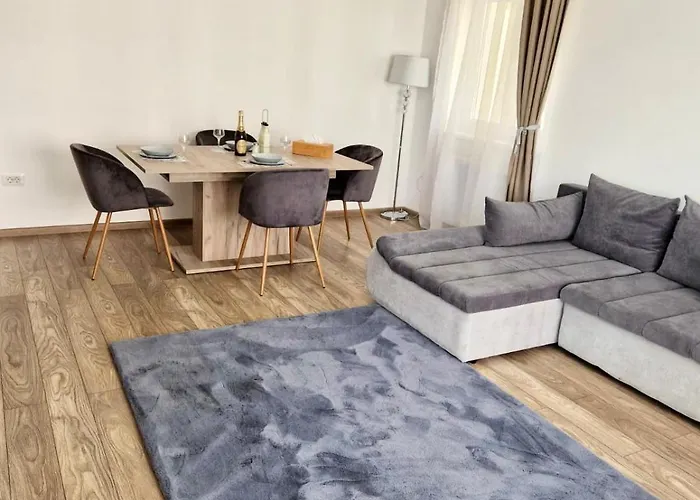 Ch Coresi Apartment *